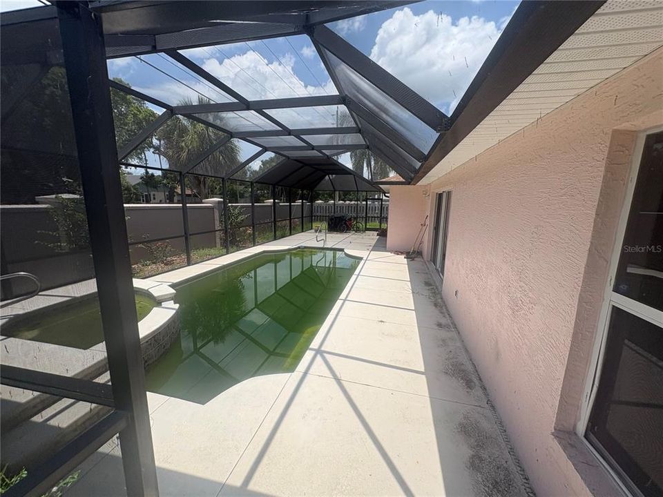 En Venta: $170,000 (4 camas, 3 baños, 2298 Pies cuadrados)
