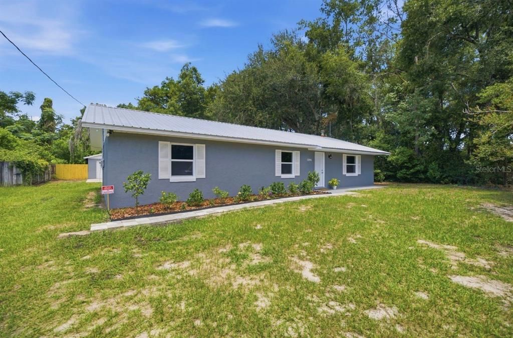 For Sale: $289,900 (3 beds, 2 baths, 1512 Square Feet)