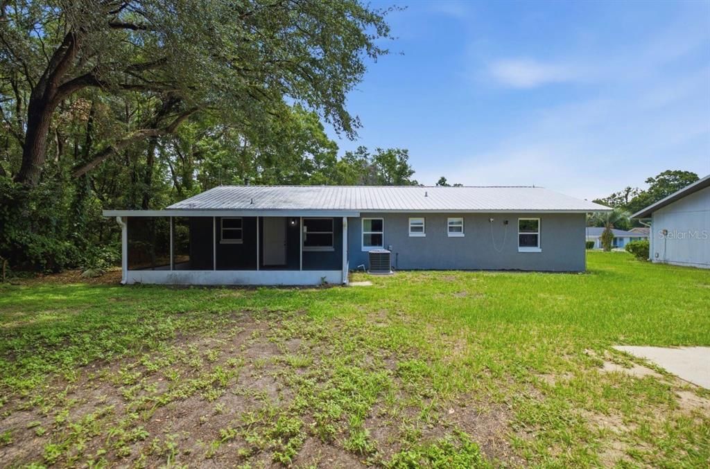 For Sale: $289,900 (3 beds, 2 baths, 1512 Square Feet)