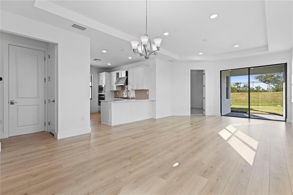 En Venta: $459,990 (2 camas, 2 baños, 1524 Pies cuadrados)
