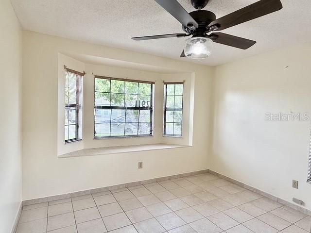For Rent: $2,395 (3 beds, 2 baths, 1525 Square Feet)