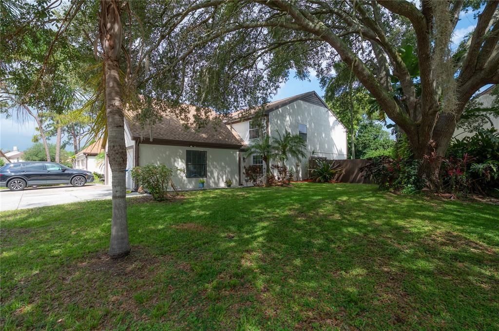 Activo con contrato: $330,000 (3 camas, 2 baños, 1476 Pies cuadrados)