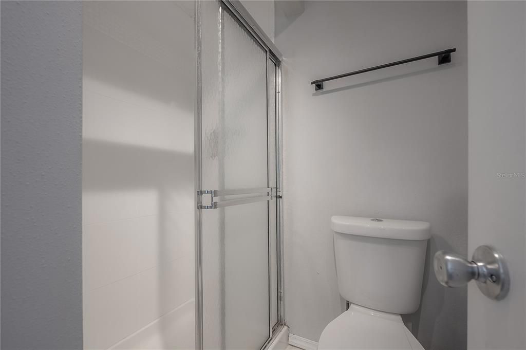 Activo con contrato: $330,000 (3 camas, 2 baños, 1476 Pies cuadrados)