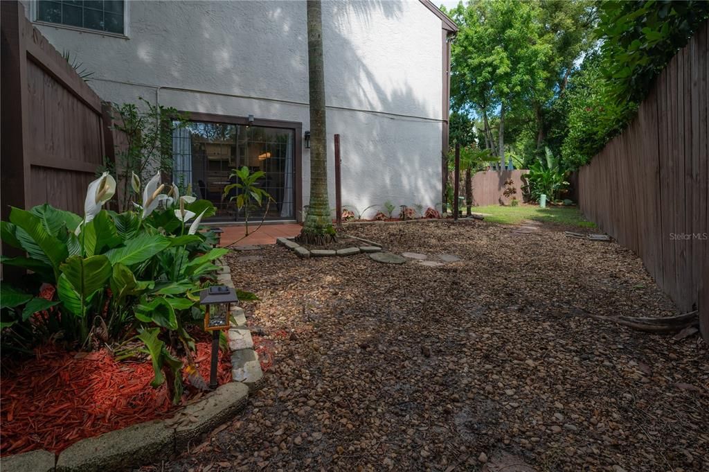 Activo con contrato: $330,000 (3 camas, 2 baños, 1476 Pies cuadrados)