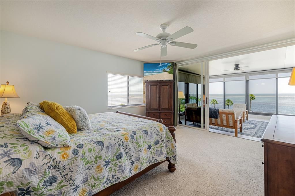 En Venta: $499,900 (3 camas, 2 baños, 2669 Pies cuadrados)