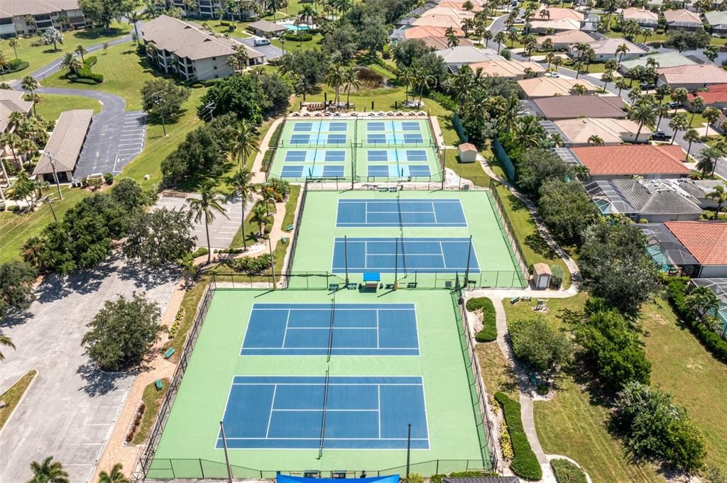 En Venta: $499,900 (3 camas, 2 baños, 2669 Pies cuadrados)