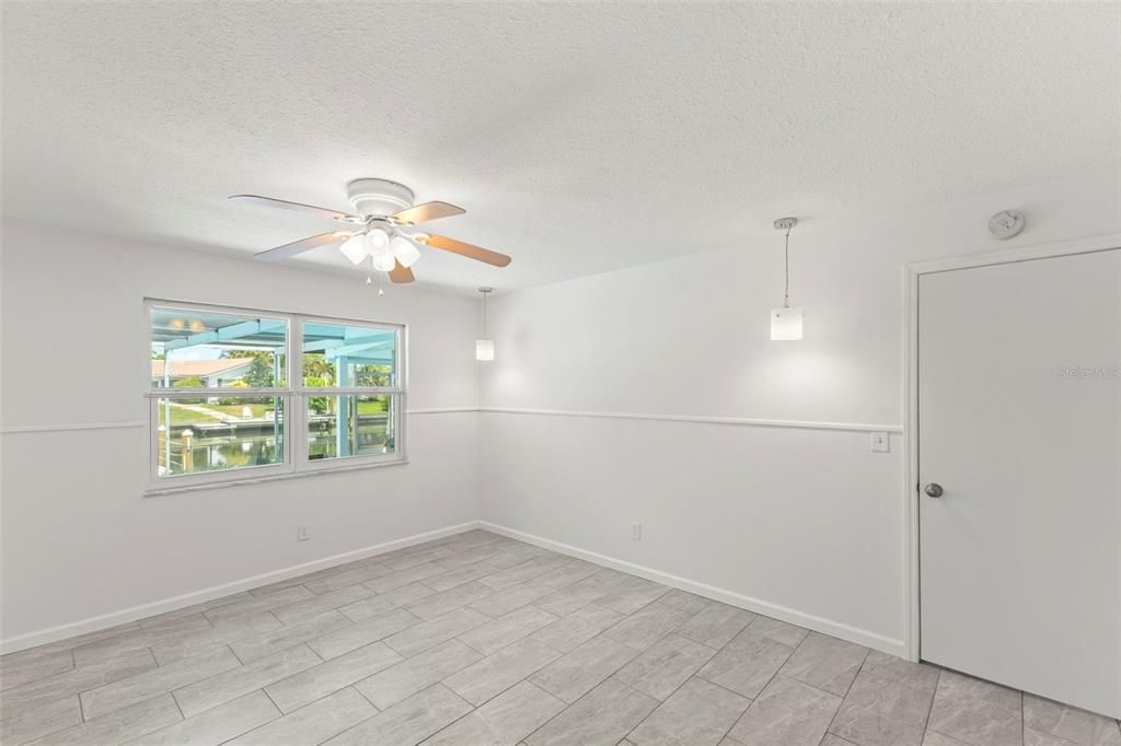 В аренду: $4,800 (3 спален, 2 ванн, 1422 Квадратных фут)