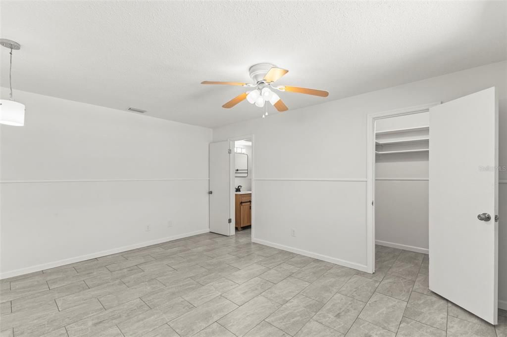 В аренду: $4,800 (3 спален, 2 ванн, 1422 Квадратных фут)