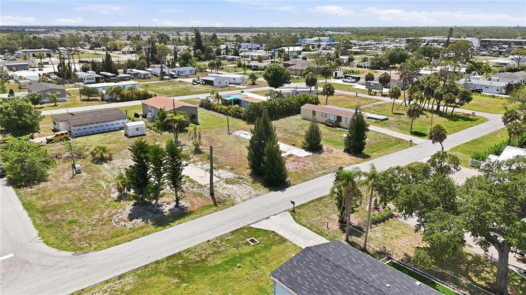 待售: $79,900 (0.17 acres)