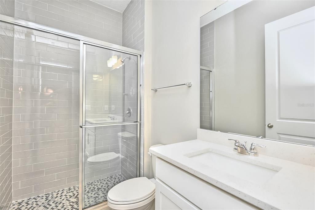 For Rent: $2,350 (4 beds, 3 baths, 1855 Square Feet)