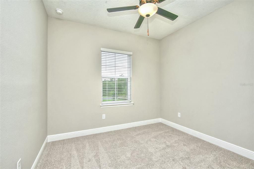 For Rent: $2,350 (4 beds, 3 baths, 1855 Square Feet)