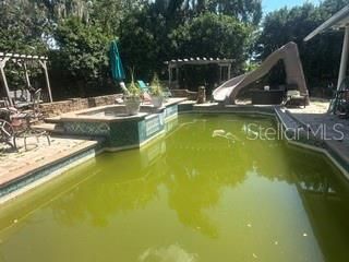 En Venta: $439,000 (5 camas, 3 baños, 2821 Pies cuadrados)