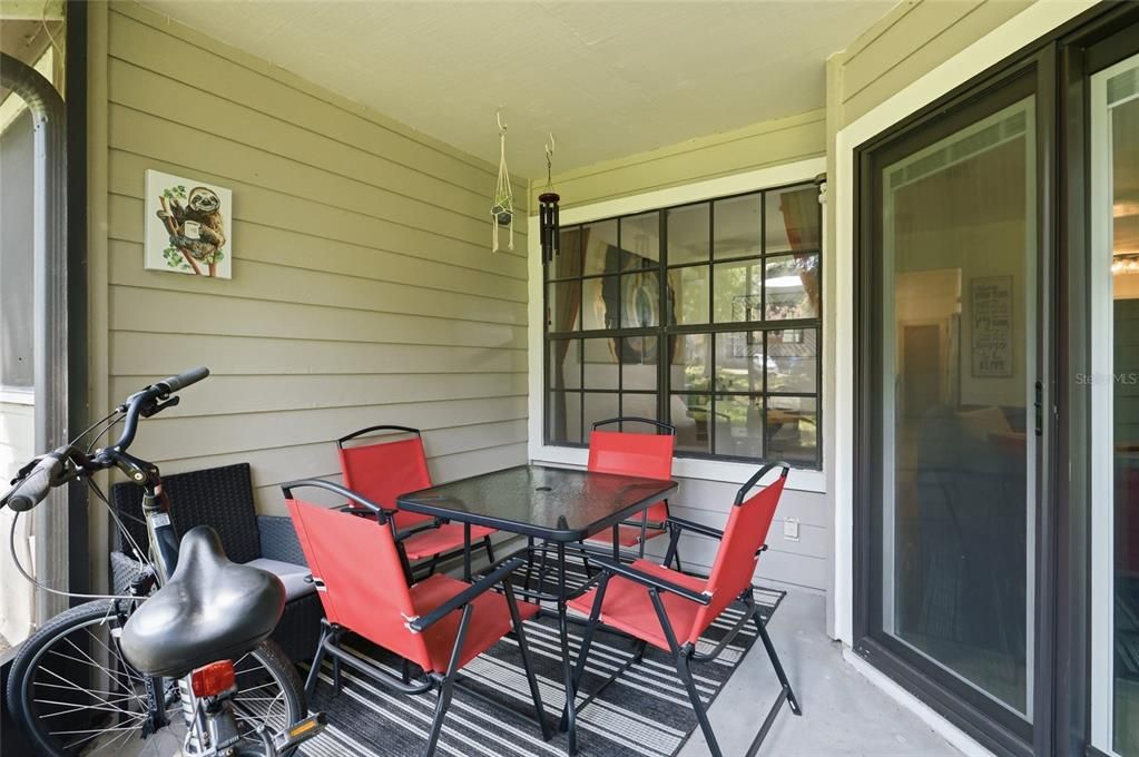 For Sale: $325,000 (2 beds, 2 baths, 1531 Square Feet)