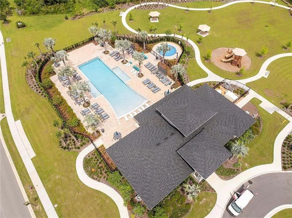 For Rent: $2,900 (4 beds, 3 baths, 2556 Square Feet)
