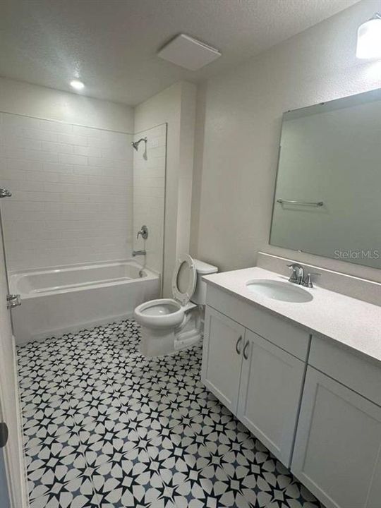 For Rent: $2,900 (4 beds, 3 baths, 2556 Square Feet)
