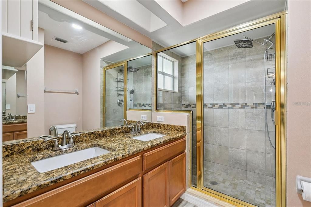 В аренду: $2,950 (3 спален, 2 ванн, 1407 Квадратных фут)
