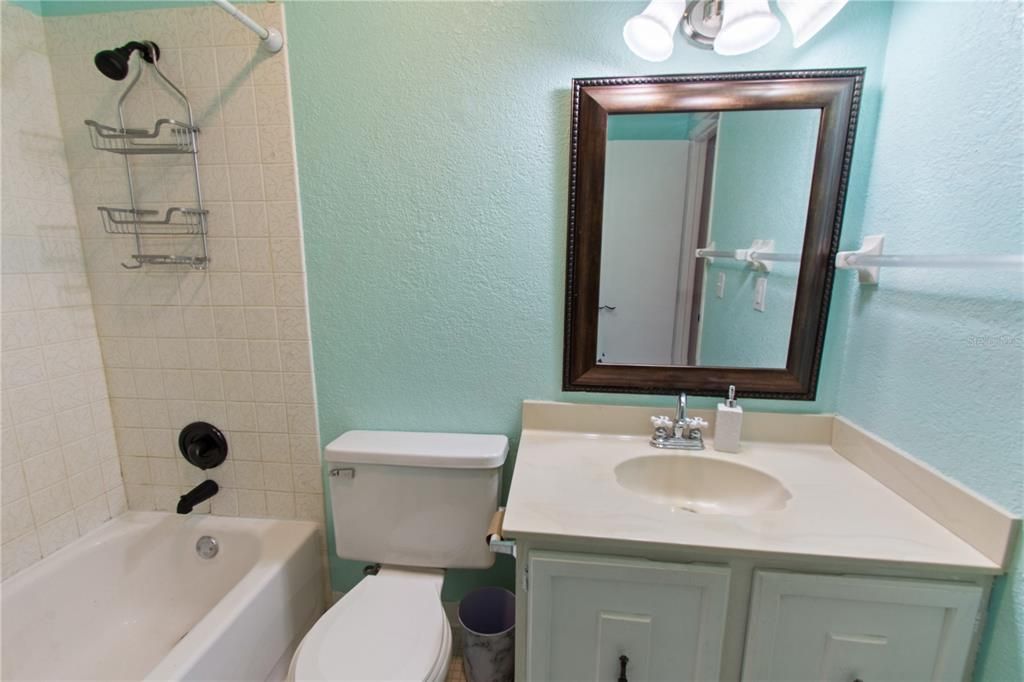 На продажу: $175,000 (3 спален, 2 ванн, 1482 Квадратных фут)