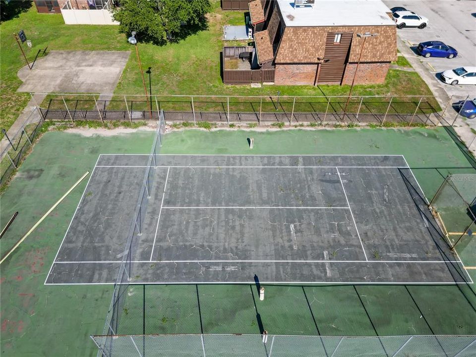 На продажу: $175,000 (3 спален, 2 ванн, 1482 Квадратных фут)
