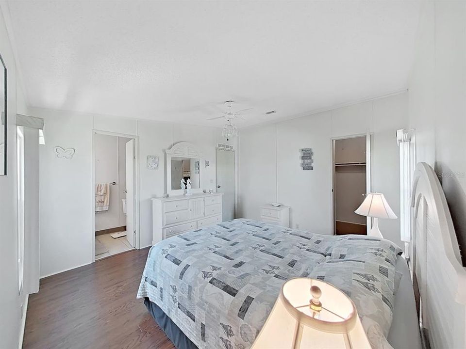 En Venta: $147,000 (2 camas, 2 baños, 864 Pies cuadrados)