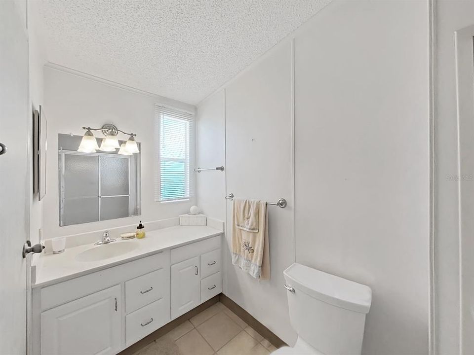 En Venta: $147,000 (2 camas, 2 baños, 864 Pies cuadrados)