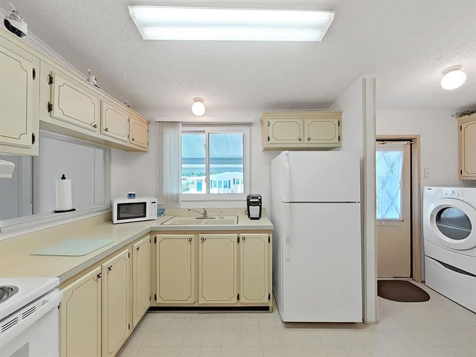 En Venta: $147,000 (2 camas, 2 baños, 864 Pies cuadrados)