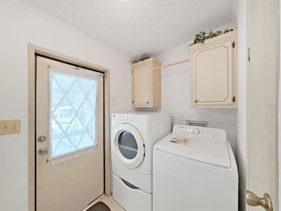 En Venta: $147,000 (2 camas, 2 baños, 864 Pies cuadrados)