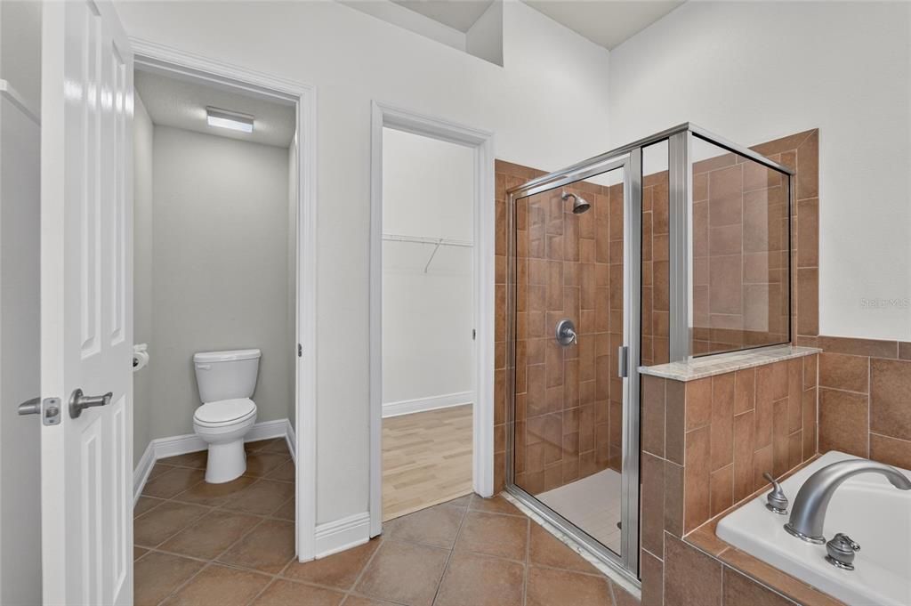 For Sale: $292,500 (2 beds, 2 baths, 1455 Square Feet)