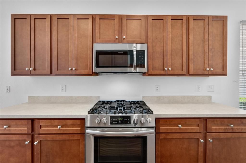 For Sale: $292,500 (2 beds, 2 baths, 1455 Square Feet)