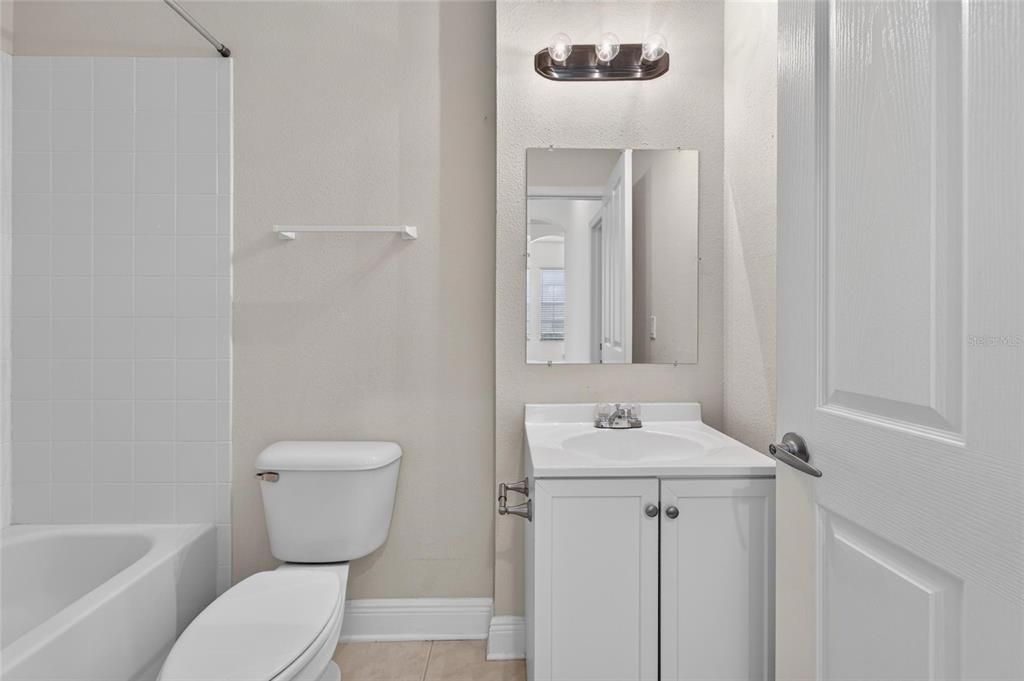 For Sale: $292,500 (2 beds, 2 baths, 1455 Square Feet)