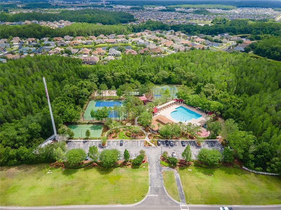 For Sale: $292,500 (2 beds, 2 baths, 1455 Square Feet)
