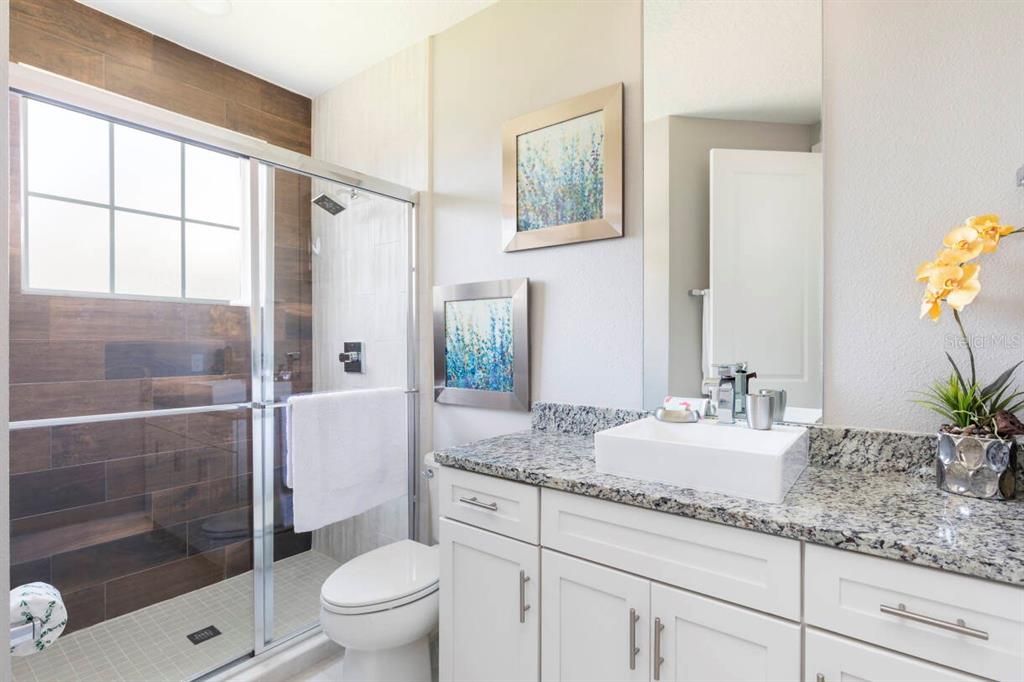 For Sale: $510,000 (5 beds, 6 baths, 2169 Square Feet)
