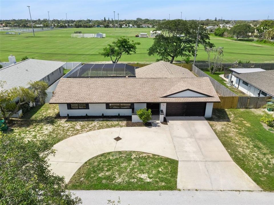 For Sale: $725,000 (4 beds, 2 baths, 1713 Square Feet)