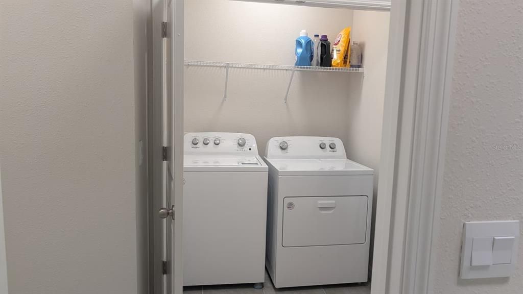 En Venta: $330,000 (3 camas, 2 baños, 1673 Pies cuadrados)