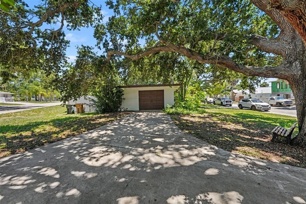 En Venta: $679,900 (4 camas, 3 baños, 1711 Pies cuadrados)