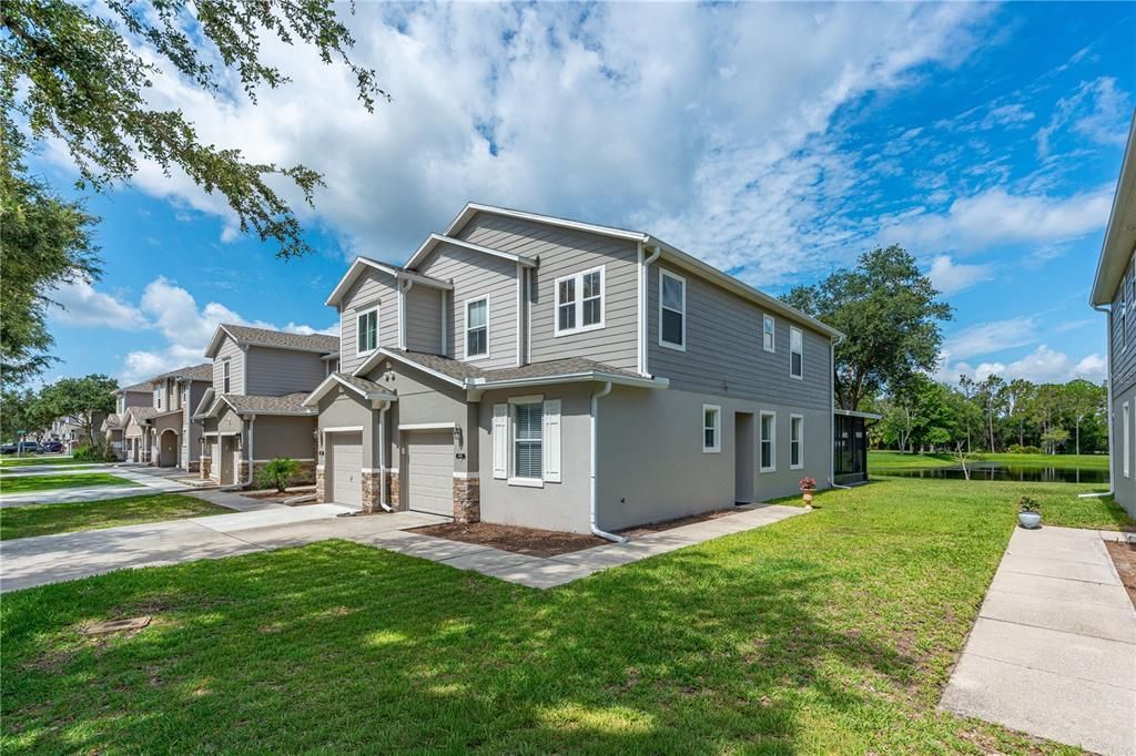 На продажу: $299,000 (4 спален, 2 ванн, 1664 Квадратных фут)