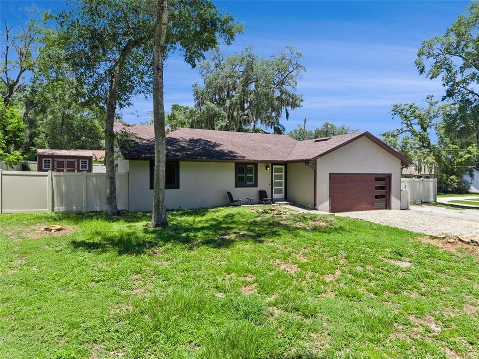For Rent: $2,800 (3 beds, 3 baths, 1886 Square Feet)