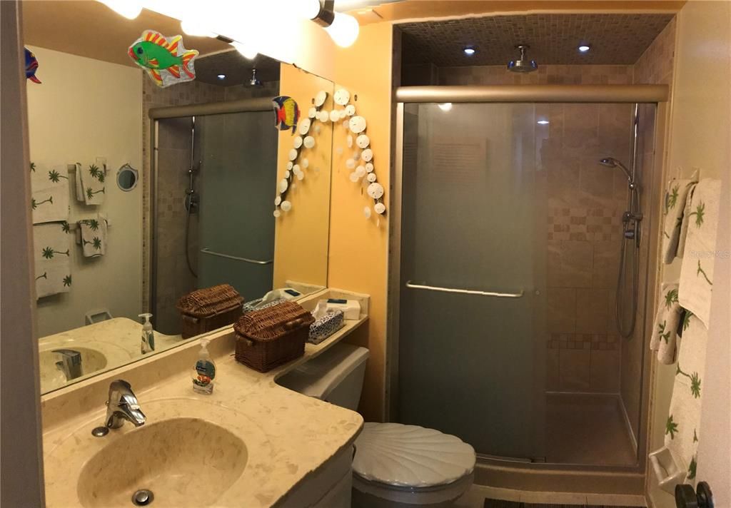 В аренду: $5,000 (2 спален, 2 ванн, 1121 Квадратных фут)