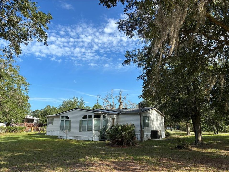 For Sale: $209,000 (3 beds, 2 baths, 1917 Square Feet)