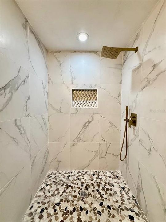 В аренду: $2,400 (3 спален, 2 ванн, 1260 Квадратных фут)