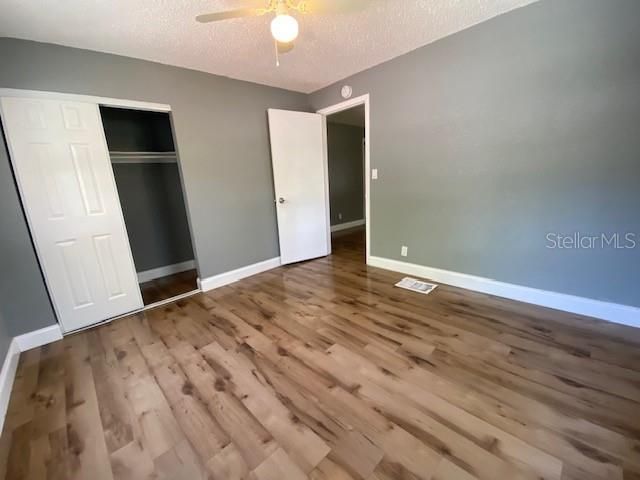 В аренду: $1,450 (3 спален, 2 ванн, 906 Квадратных фут)