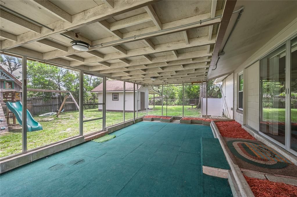 На продажу: $432,000 (3 спален, 2 ванн, 1988 Квадратных фут)