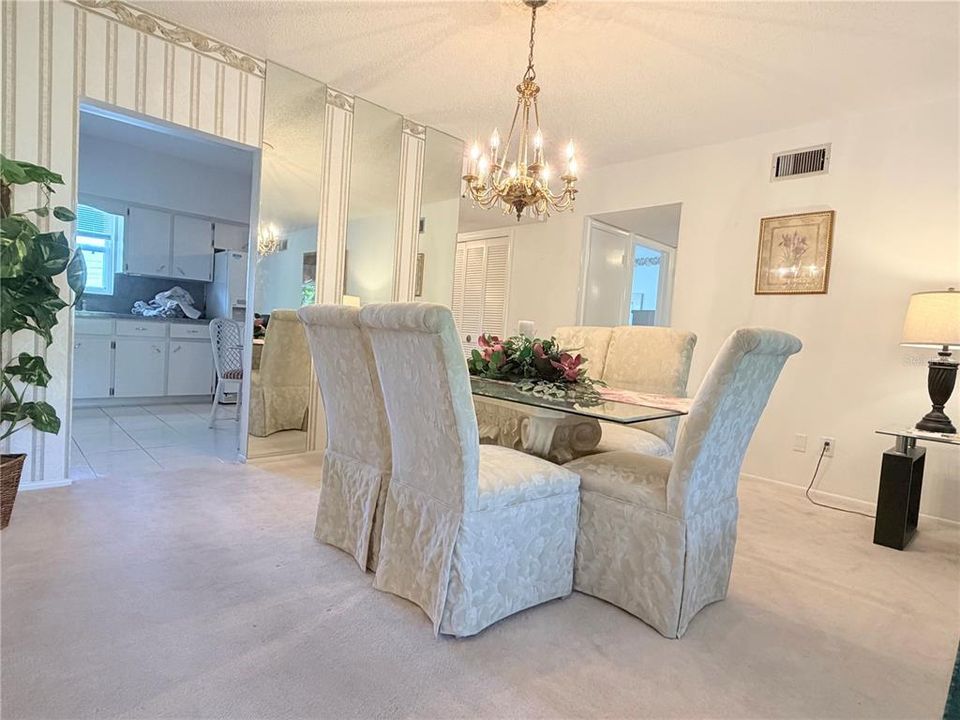 В аренду: $1,600 (2 спален, 2 ванн, 1400 Квадратных фут)