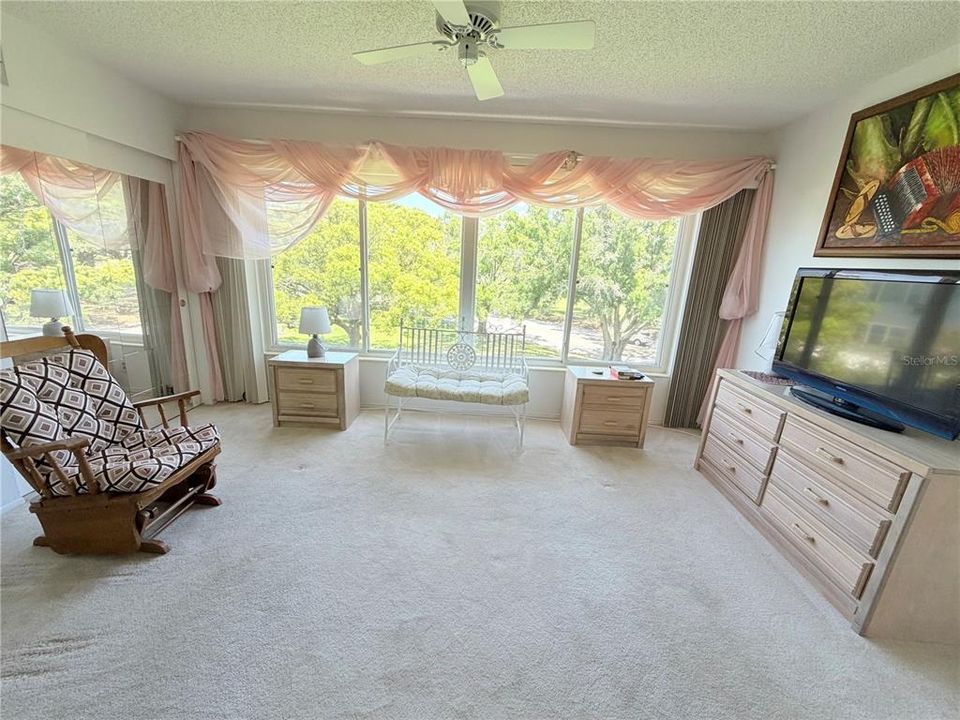 В аренду: $1,600 (2 спален, 2 ванн, 1400 Квадратных фут)