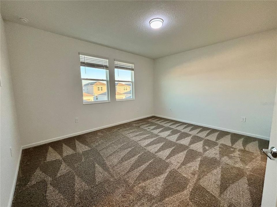 В аренду: $2,800 (4 спален, 3 ванн, 2023 Квадратных фут)