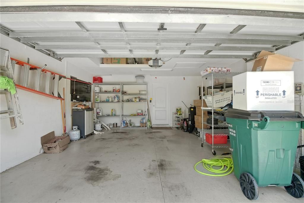 For Sale: $365,000 (4 beds, 3 baths, 1831 Square Feet)