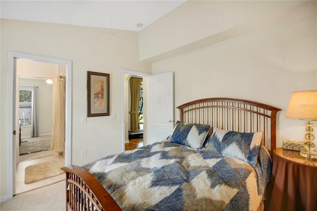 For Sale: $365,000 (4 beds, 3 baths, 1831 Square Feet)