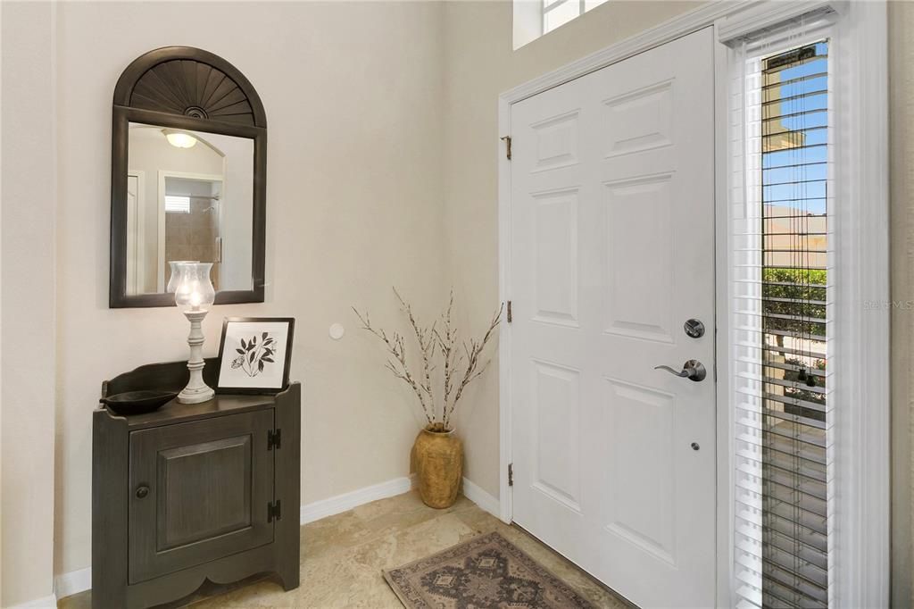 For Sale: $365,000 (4 beds, 3 baths, 1831 Square Feet)