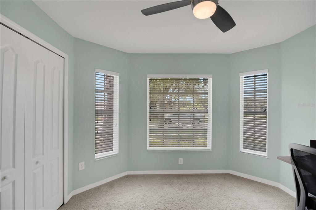 For Sale: $365,000 (4 beds, 3 baths, 1831 Square Feet)