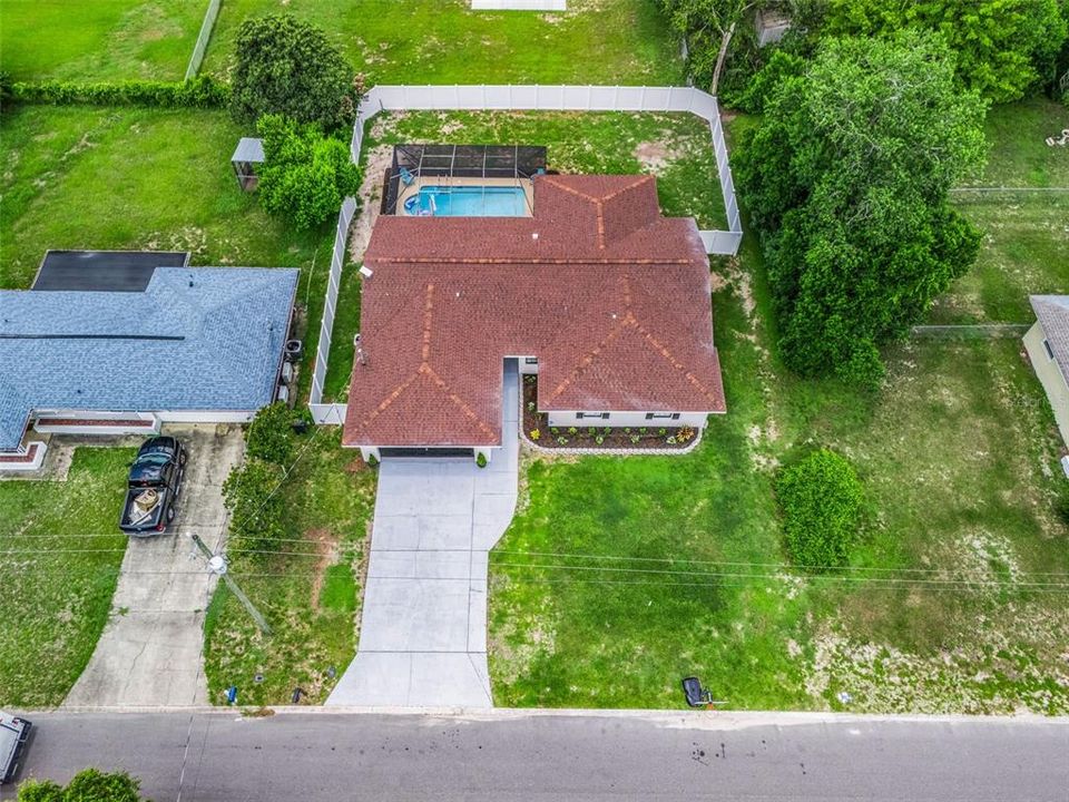 En Venta: $337,500 (4 camas, 2 baños, 1907 Pies cuadrados)