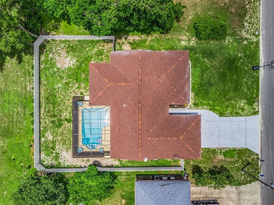En Venta: $337,500 (4 camas, 2 baños, 1907 Pies cuadrados)